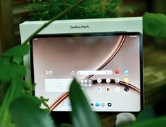 OnePlus Pad 4 оснащён ярким IPS-экраном с хорошим разрешением. Однако он всё ещё не может полностью сравниться с OLED-панелями.