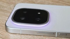 Обзор Vivo iQOO 15. (Источник изображения: Маркус Хербрих)