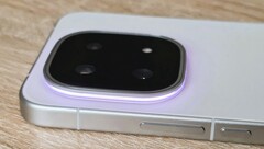 Обзор Vivo iQOO 15. (Источник изображения: Маркус Хербрих)