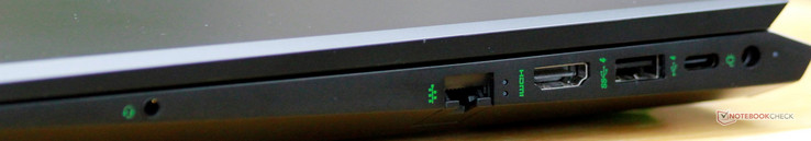 Правая сторона: аудио разъем, Ethernet, HDMI 1.4, USB 3.0 (Gen 1) Type-A, USB 3.0 (Gen 1) Type-C, разъем питания