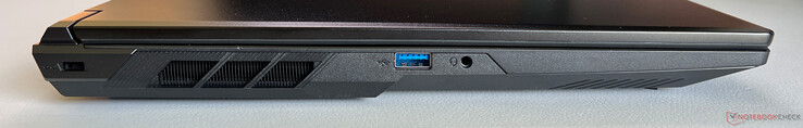 Слева: USB-A 3.2 Gen.1 (5 Гбит/с), 3,5 мм аудиоразъем