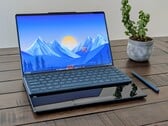 Обзор трансформера Lenovo Yoga Book 9 14IAH10: В два раза больше экранного пространства, без прибавки в весе