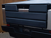 Cybertruck Tailgate Shield стоит 300 долларов (Источник изображения: Tesla)