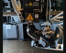 Сгусток нити на сопле 3D-принтера Bambu Lab