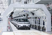 Первый серийный роботакси Xpeng GX сошел с конвейера
