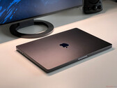Обзор Apple MacBook Pro 16 2023 M3 Pro - Эффективность важнее производительности