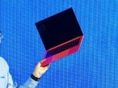 Эталонный дизайн Intel для Wildcat Lake такой же тонкий, как MacBook Air.