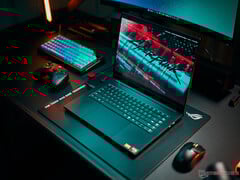 Обзор Razer Blade 16 2025 - Игровой ноутбук обзавелся RTX 5090 и стал тоньше