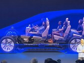 Ford откладывает проект трехрядного EV SUV, в то время как бизнес Model e теряет более $1,1 миллиарда, поскольку рынок EV продолжает ослабевать. (Источник изображения: M. Martinez on X)