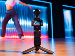 Является ли DJI Osmo Pocket 4 Creator Combo ухудшением по сравнению с Pocket 3 (на фото)? 