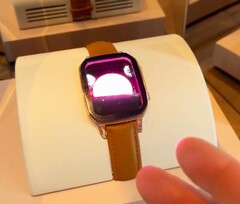 Компания Samsung разработала microLED-дисплей для смарт-часов. (Источник изображения: superscientific, Instagram)