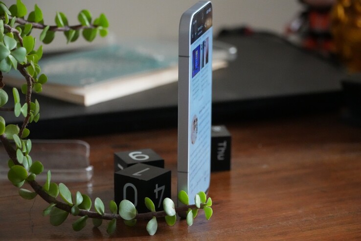 Толщина Xiaomi 17 составляет 8 мм 