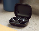 Appleнаушники Powerbeats Pro 2, как сообщается, будут оснащены датчиком сердечного ритма. (Источник изображения: Arsène Lupin)