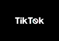 TikTok переходит к использованию искусственного интеллекта в своей стратегии модерации контента. (Источник изображения: Визуальные эффекты на Unsplash)