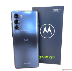 На обзоре: Motorola Moto G200 5G. Тестовый образец предоставлен Motorola