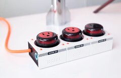 Новейший удлинитель от Genki оснащен четырьмя портами USB-C и имеет общую мощность 240 Вт. (Источник изображения: Genki)