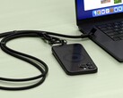Кабель OntheGo USB-C Lanyard Cable от Satechi (на фото) уже в продаже. (Источник изображения: Satechi)
