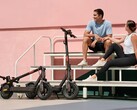 Электрический самокат Xiaomi 5 Plus (на фото) уже поступил в продажу во Франции и Италии. (Источник изображения: Xiaomi)