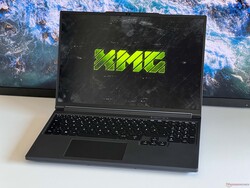 Platz 8 – XMG Pro 16 (E25)