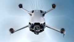 Содержание DJI Mini 5 Pro Fly More Combos теперь просочилось на официальных изображениях. (Источник изображения: @quadro-news, отредактировано)