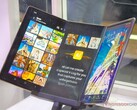 Первая тройная раскладушка Samsung, которая, вероятно, будет называться Galaxy G Fold, может снова стать эксклюзивом для Китая и Южной Кореи. (Источник изображения: Александр Фагот, Notebookcheck)