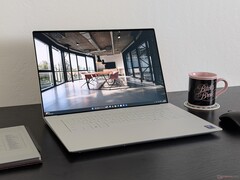 Обзор ноутбука Dell 16 Premium: Быстрее и эффективнее, чем XPS 16