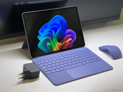 Microsoft Surface Pro 12 (источник изображения: Notebookcheck)