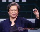 Глава AMD Лиза Су представляет процессоры Ryzen 4000 для ноутбуков. 