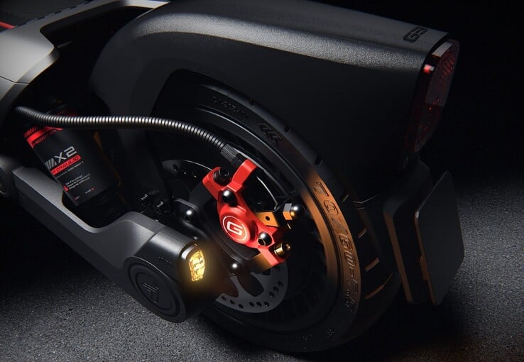 Электросамокат Segway Max G3 Plus оснащён самовосстанавливающимися шинами, дисковыми тормозами с системой контроля тяги и задним стоп-сигналом.