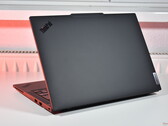 Процессор Ryzen 9 выделяет этот ноутбук Lenovo ThinkPad: Компактная мобильная рабочая станция предлагает самую высокую производительность процессора среди всех 14-дюймовых ноутбуков ThinkPad, на фото: Lenovo ThinkPad P14s Gen 6 AMD (источник изображения: Benjamin Herzig)