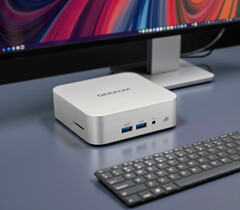 Geekom A8 с AMD Ryzen 7 8745HS и 32 ГБ оперативной памяти DDR5. (Источник изображения: Notebookcheck)