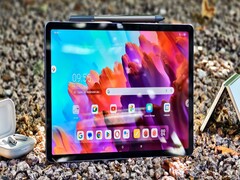 Обзор планшета Lenovo Idea Tab (источник изображения: Marcus Herbrich)