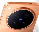 Vivo X500 Pro Max впервые представлен на официальных пресс-фотографиях, а один из авторов публикует впечатляющие видеокадры, снятые с помощью камеры Zeiss.