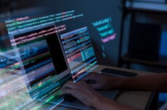 Разработчик перемещается по сложным рабочим процессам исходного кода, где неправильная настройка разрешений и автоматизация могут создать бесшумные риски, такие как уязвимость GerriScary, раскрытая в проектах Google, основанных на Gerrit (Источник изображения: Freepik)