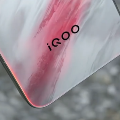 Практическое использование &quot;iQoo 15&quot;. (Источник изображения: Geek Village Chief через Weibo)