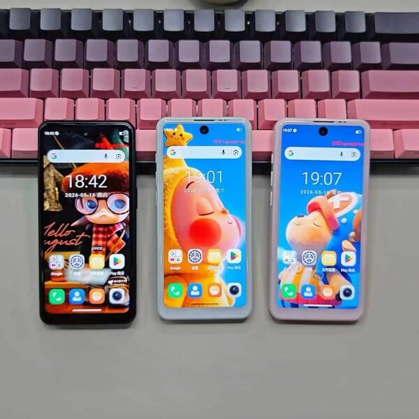 Bluefox Aura A1 будет выпущен в трёх цветовых вариантах.