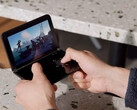 Новый патент показывает, каким был бы Surface Duo 3, если бы Microsoft не отказалась от него (источник изображения: Microsoft)