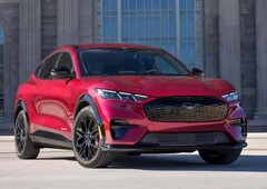 Ford Mustang Mach-e 2025 года. Компания повышает цены, чтобы учесть высокие тарифы (Источник изображения: Ford)