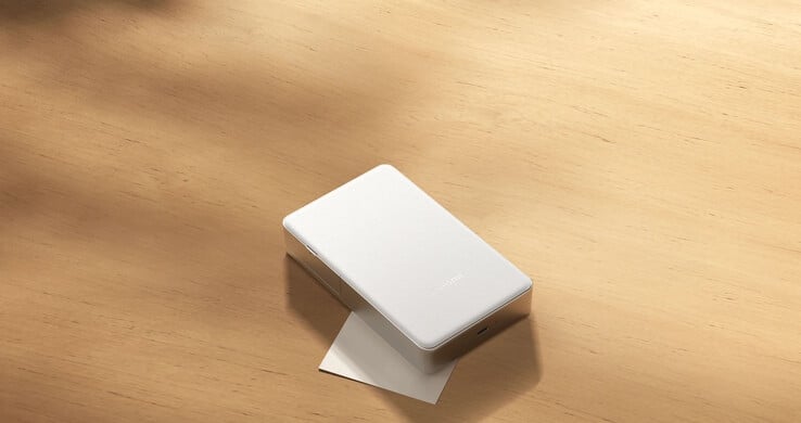 Получаемые распечатки довольно компактны. (Источник изображения: Xiaomi)