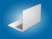 Компания HP предлагает новый гибридный ноутбук OmniBook 5 Flip в цветах «Powder Pink» и «Sky Blue», а также в представленном здесь цвете «Glacier Silver».