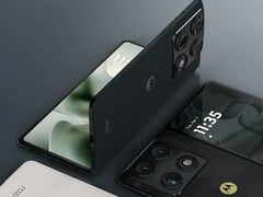 Motorola Razr Fold теперь доступна для предварительного заказа в Индии