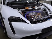 Беспроводная зарядка Taycan до 50% за 10 минут? Умные люди из ORNL уже все придумали. (Источник изображения: ORNL via YouTube)