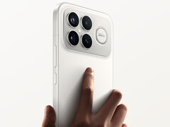 Стоимость Redmi K90 Pro Max на Giztop составляет $699. На снимке: промо-фотография телефона. (Источник изображения: Xiaomi)