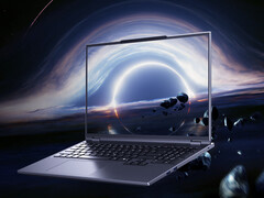 Chuwi GameBook имеет полноразмерные клавиши со стрелками и специальную цифровую панель. (Источник изображения: Chuwi)