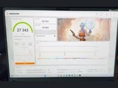 Модифицированный результат бенчмарка RTX 5090 для ноутбуков Time Spy: 27 343 балла в целом и 28 923 для GPU (Источник изображения: Reddit/u/Pristine_Wing5716)