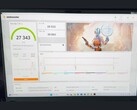 Модифицированный результат бенчмарка RTX 5090 для ноутбуков Time Spy: 27 343 балла в целом и 28 923 для GPU (Источник изображения: Reddit/u/Pristine_Wing5716)