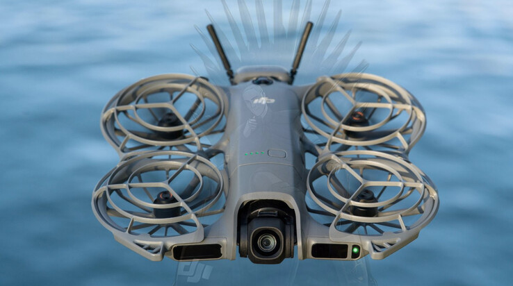 Крупный план DJI Neo 2 в полете. (Источник изображения: via Игорь Богданов)