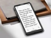 Dasung Link 2 отображает экран смартфона на 6,7-дюймовой панели E-Ink.