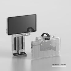 Двухэкранное дополнение Retroid также доступно в полупрозрачном белом цвете. (Источник изображения: Retroid)