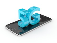 Первые 5G-смартфоны будут недешёвым удовольствием (Изображение: RCR Wireless)